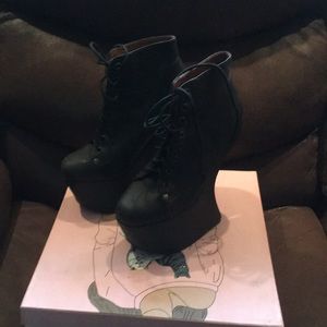 Jeffrey Campbell night crawler boots
